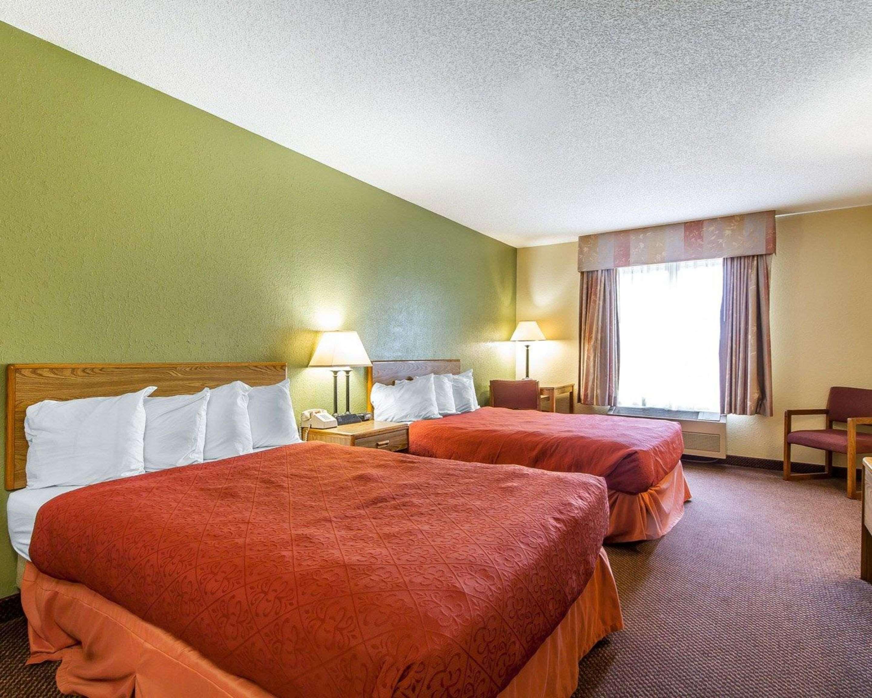 Americinn By Wyndham Reedsburg Buitenkant foto