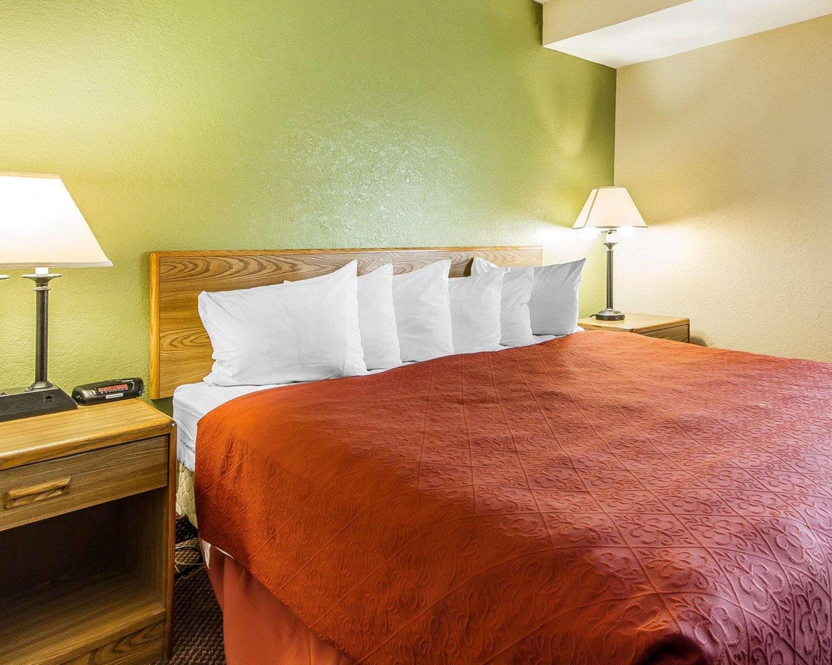 Americinn By Wyndham Reedsburg Buitenkant foto