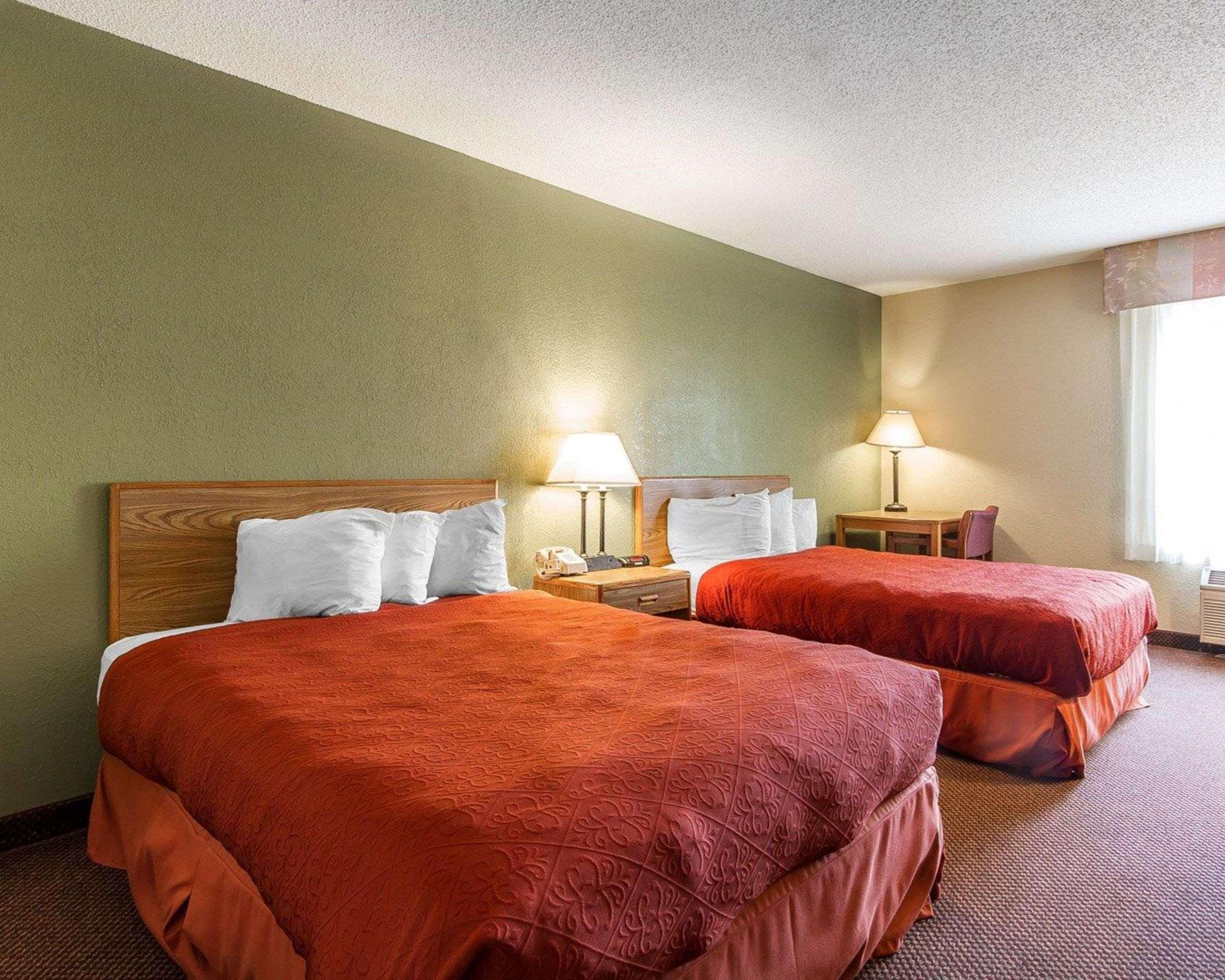 Americinn By Wyndham Reedsburg Buitenkant foto