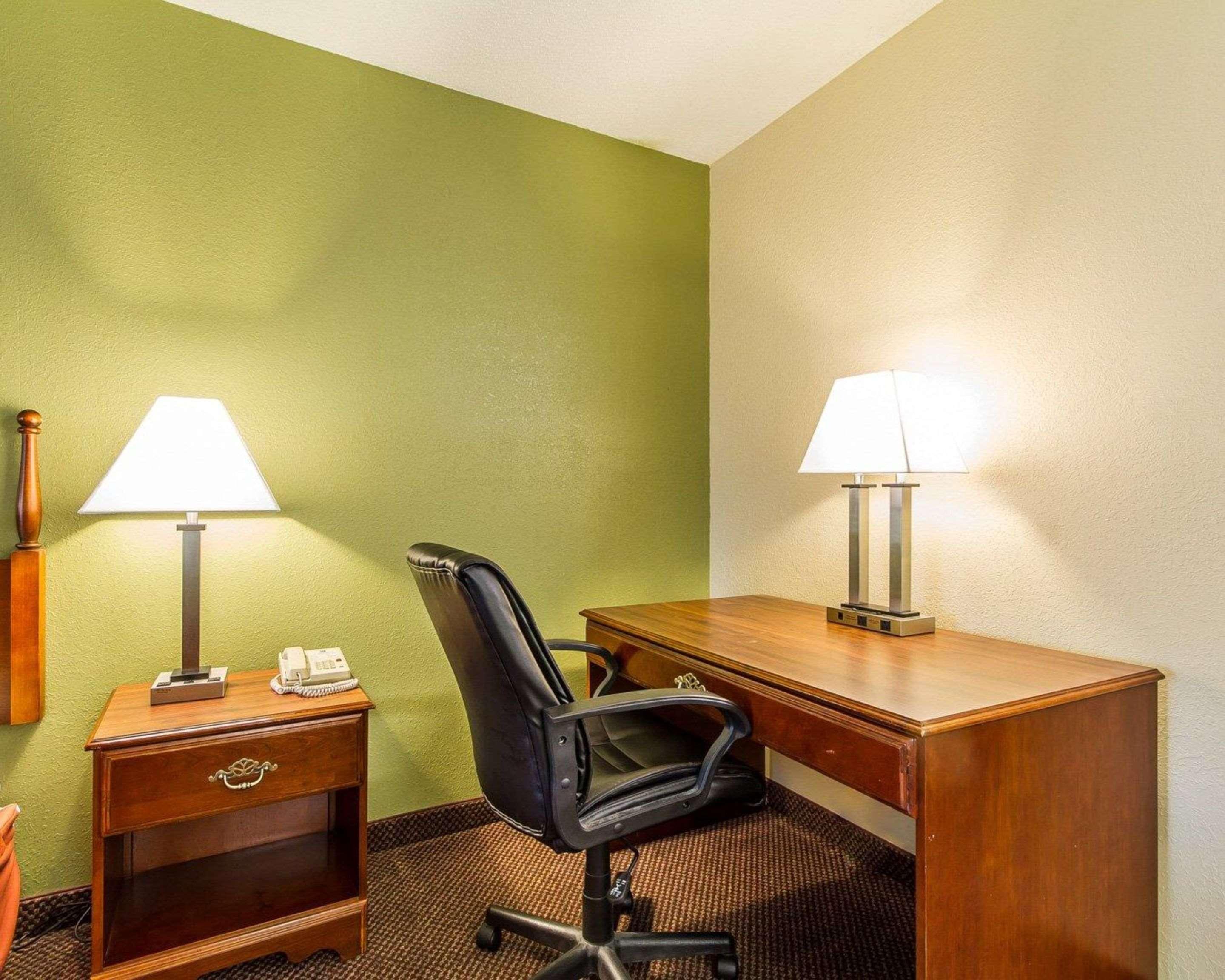 Americinn By Wyndham Reedsburg Buitenkant foto