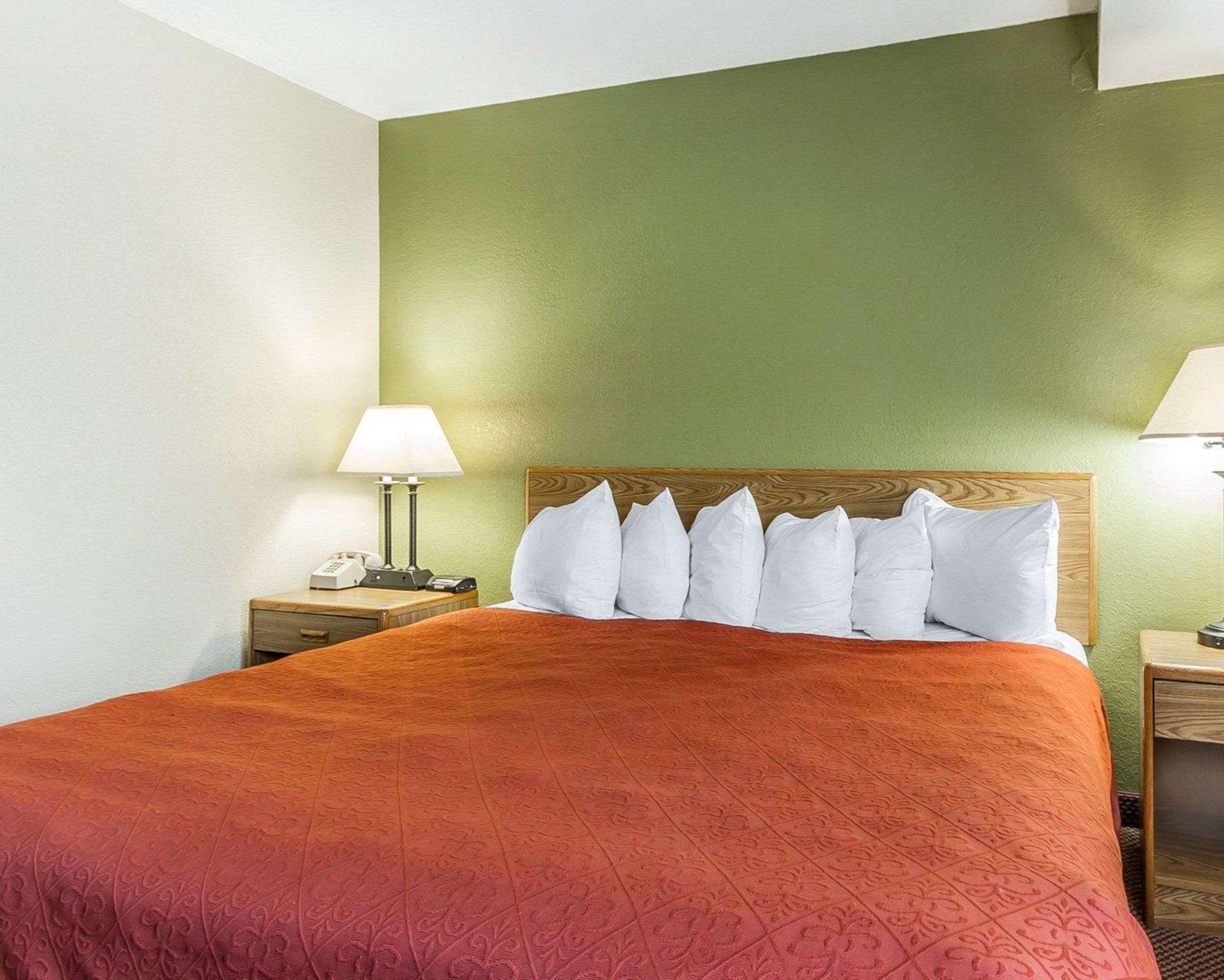 Americinn By Wyndham Reedsburg Buitenkant foto