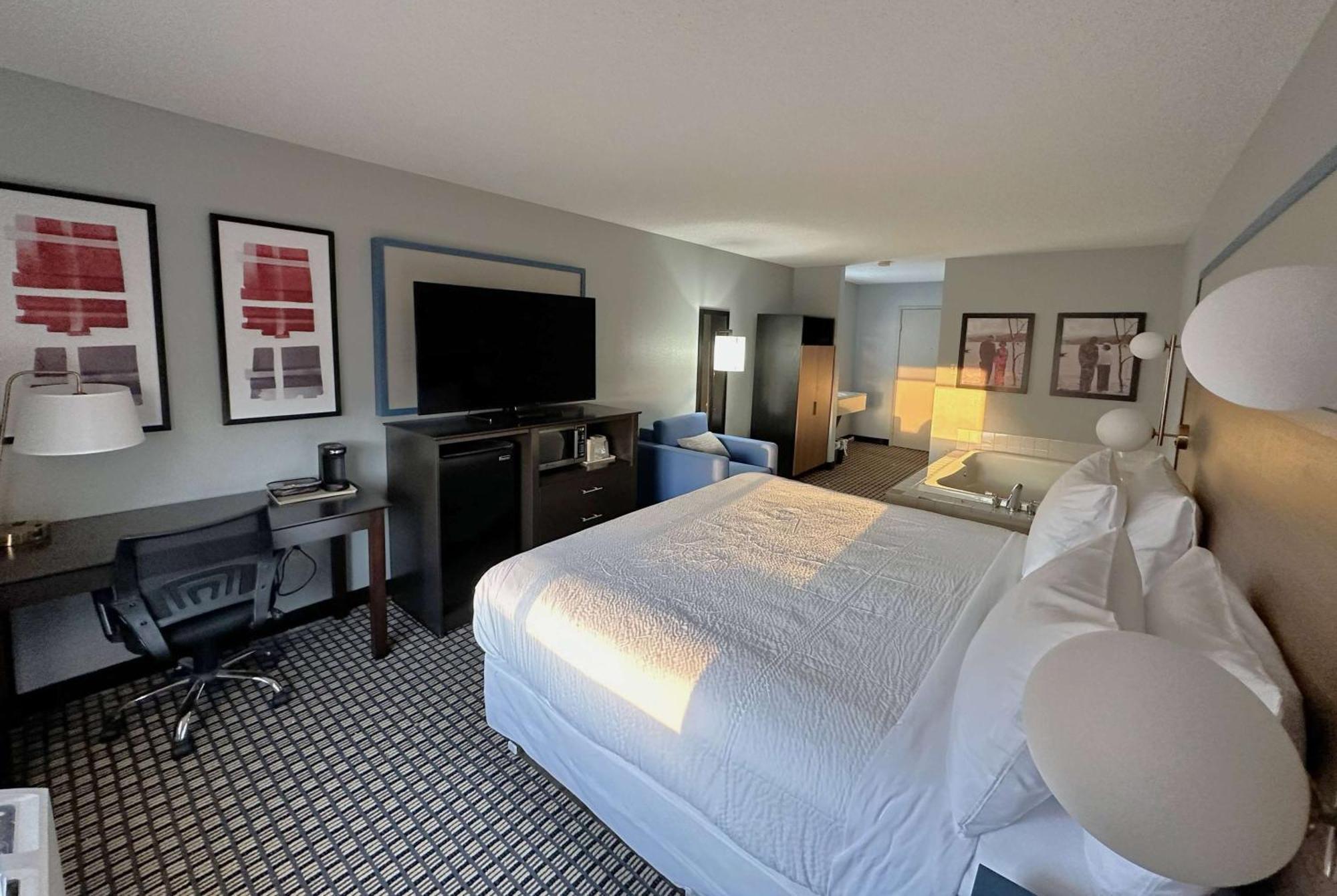 Americinn By Wyndham Reedsburg Buitenkant foto