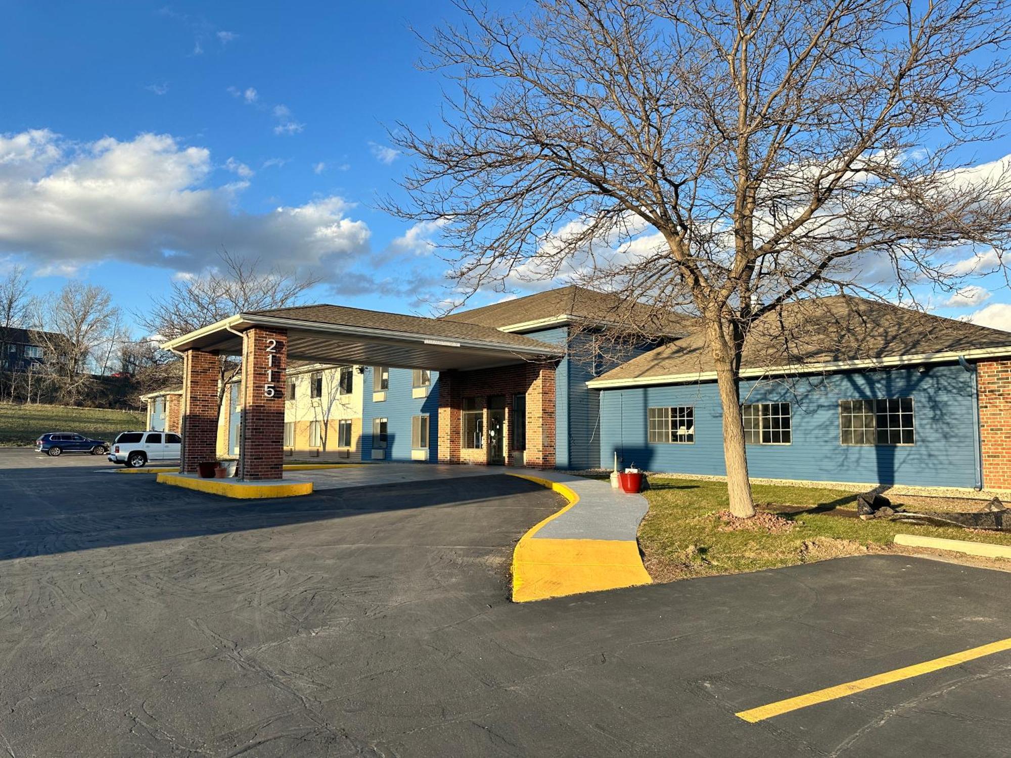 Americinn By Wyndham Reedsburg Buitenkant foto