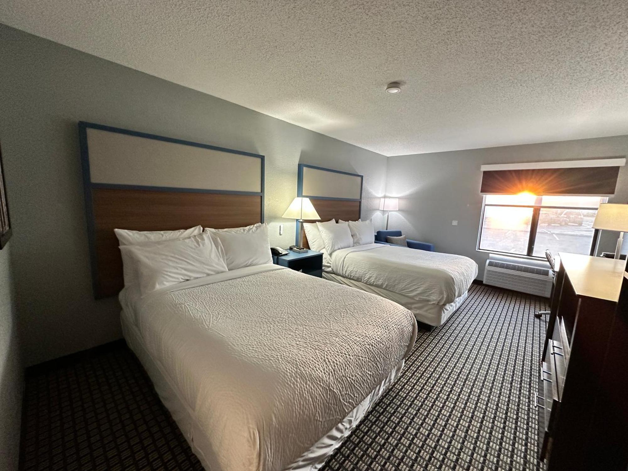 Americinn By Wyndham Reedsburg Buitenkant foto