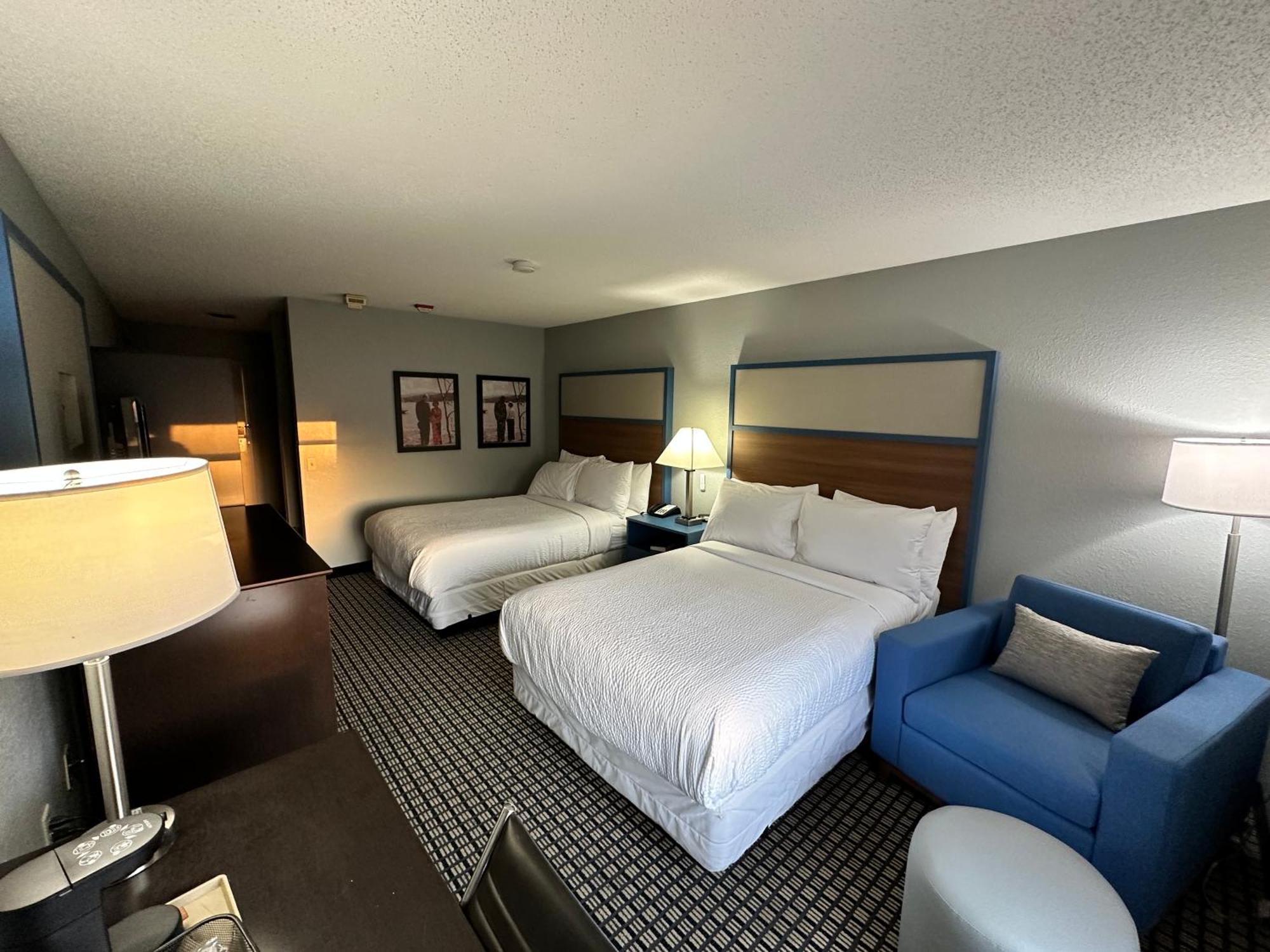 Americinn By Wyndham Reedsburg Buitenkant foto